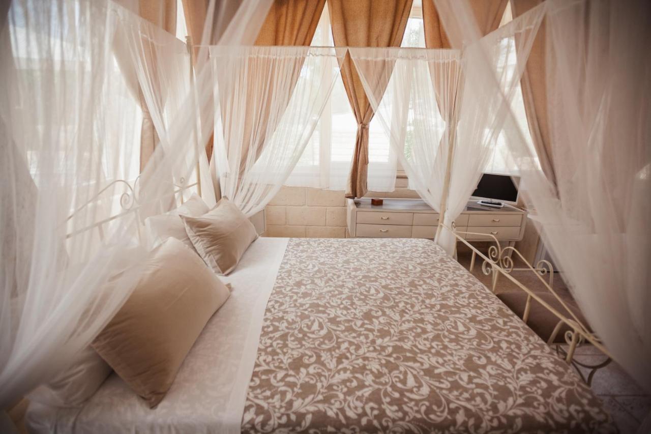 I Trulli Del Tupparello Bed & Breakfast ฟาซาโน ภายนอก รูปภาพ