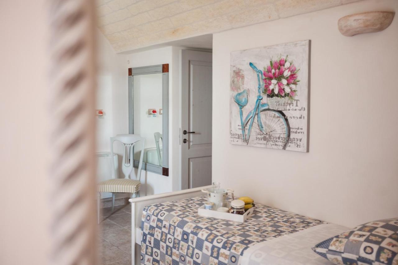 I Trulli Del Tupparello Bed & Breakfast ฟาซาโน ภายนอก รูปภาพ
